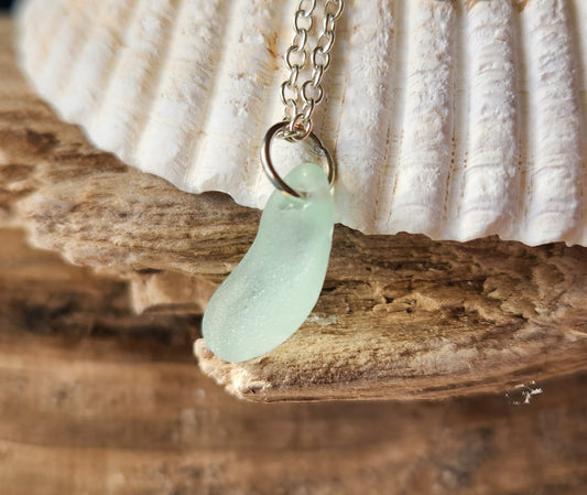 Simple Soft Pendant